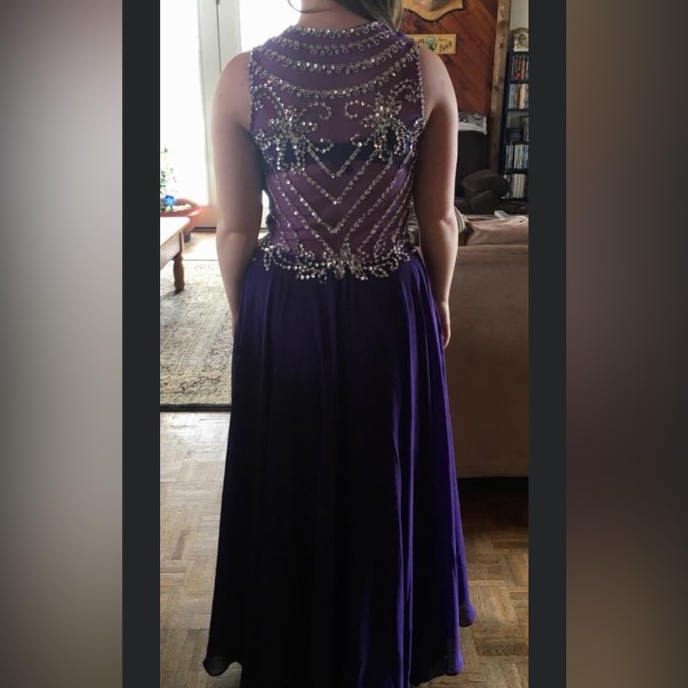 Prom dress - Picture 4 of 4